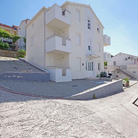 Irma Trogir Apartment Bagian luar foto