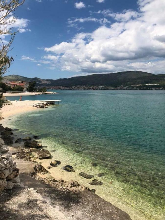 Irma Trogir Apartment Bagian luar foto